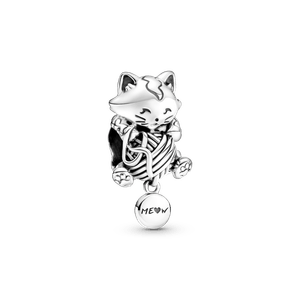 Charm Gatito y Bola de Estambre