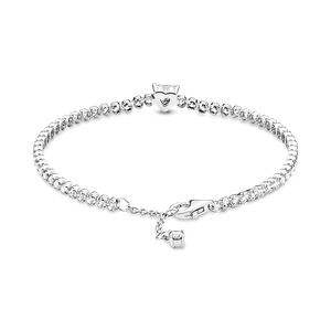 Brazalete en Pandora Plata Esterlina de Ley Corazón Brillante Pandora Plata Esterlina