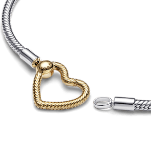 Brazalete Cadena de Serpiente con Broche de Corazón Pandora Moments Dorado