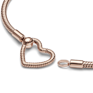 Brazalete Cadena de Serpiente con Broche de Corazón Pandora Moments Rosa