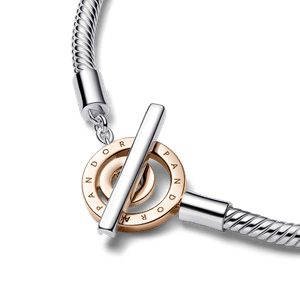 Brazalete Cadena de Serpiente de Dos Tonos con Barra-T con Logotipo Pandora Signature