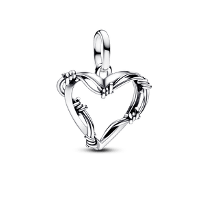 Charm de Medallón Corazón de Alambre