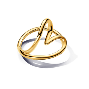Anillo Dorado de Corazón Forma Orgánica