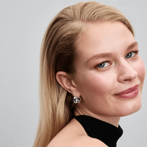 Aretes de Aro Pequeños Ondas