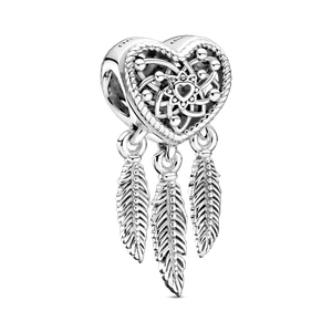 Charm Atrapasueños de Corazones y Tres Plumas